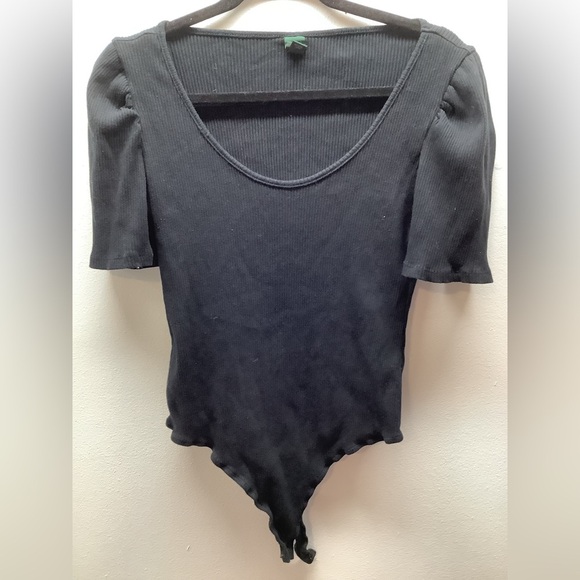 Wild Fable Size L Bodysuit Black Ribbed Short Sleeve Preloved - Picture 1 of 2